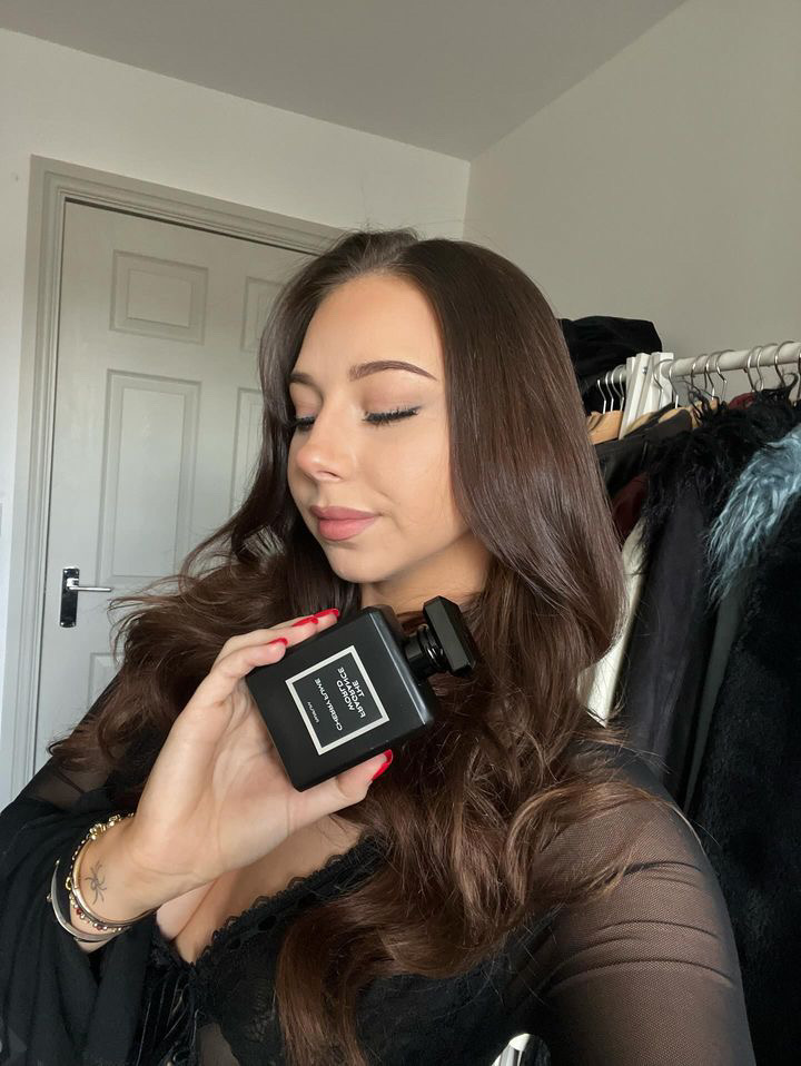 Customer smelling TFW fragrance