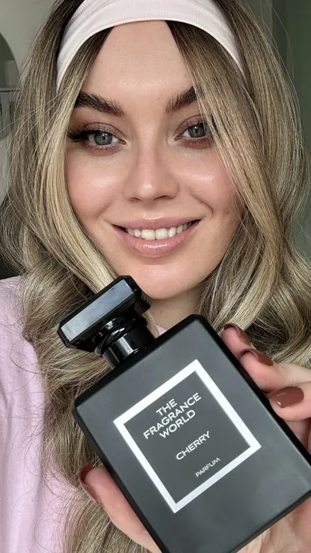 Customer with Cherry